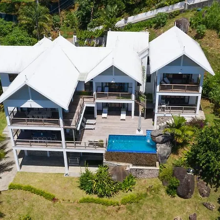 Villa Coconut Climb